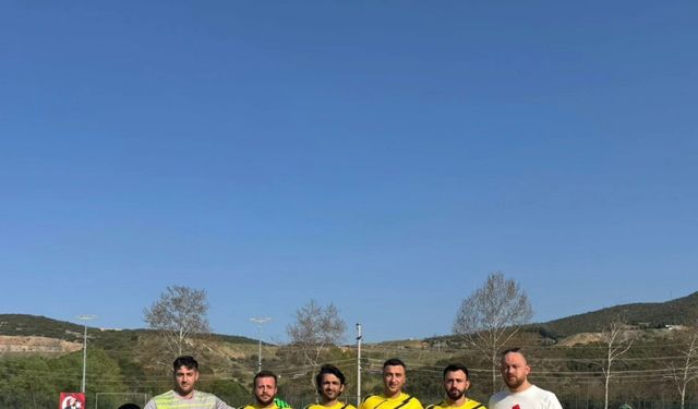 Bayırköy’de oynanan maçta centilmenlik öne çıktı
