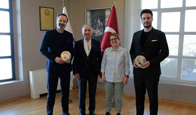 Beyaz Güvercinler Burs Programı’na bağış desteği