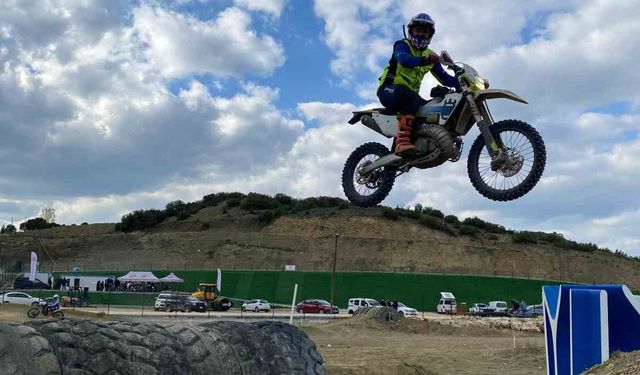 Bilecik Enduro Motosiklet Spor Klübü’nden anlamlı bağış