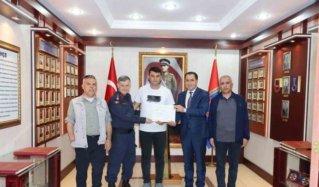 Bilecik’in kahraman gazilere başarı belgesi takdim edildi
