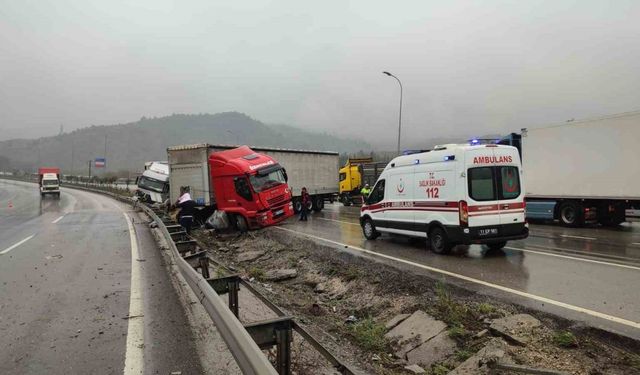 Bilecik’te iki tır çarpıştı: 1 yaralı