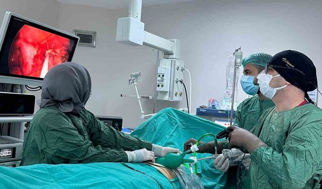 Bingöl’de kapalı apandisit ameliyatı başarıyla gerçekleştirildi
