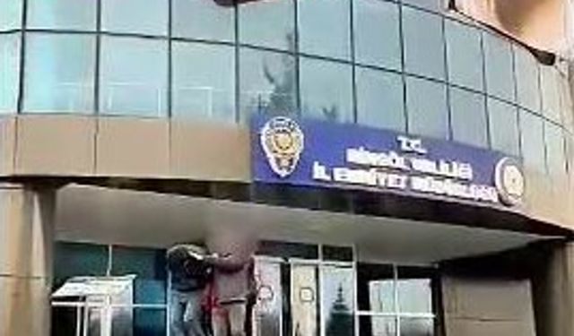 Bingöl’de sosyal medya üzerinden vatandaşları dolandıran 2 kişi yakalandı