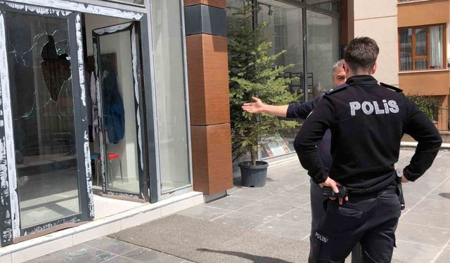 Bu kadarına da pes: Klima motorundan ses geliyor diye önce silah çektiler, ardından darp ettiler