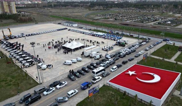 Büyükşehir’den yeni bir dev yatırım daha: 18 araç filosu