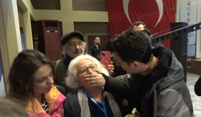 Çanakkale’de Su Zirvesinde kriz, su zirvesine sponsor olan maden firmalarına çevreciler tepki gösterdi