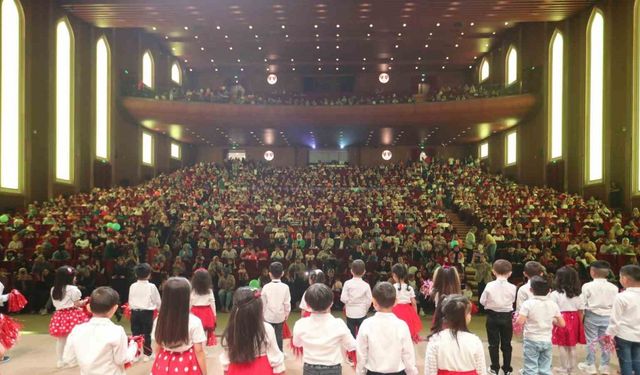 Çocuklar 23 Nisan’ı Şahinbey’de kutladı