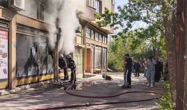 Çorlu’da işyeri yangını