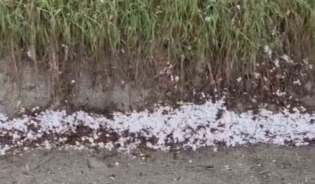 Çorum’da ceviz büyüklüğünde dolu yağdı