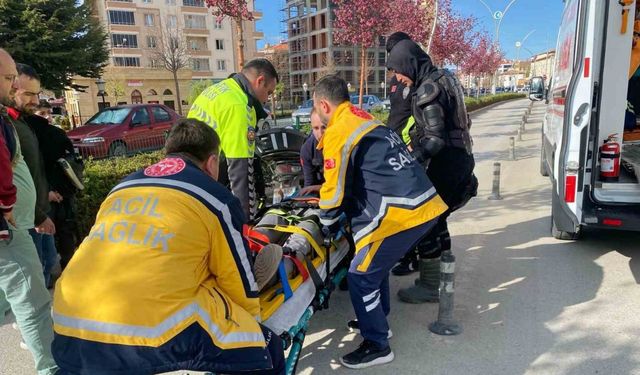 Çorum’da otomobil ile motosiklet çarpıştı: 1 yaralı