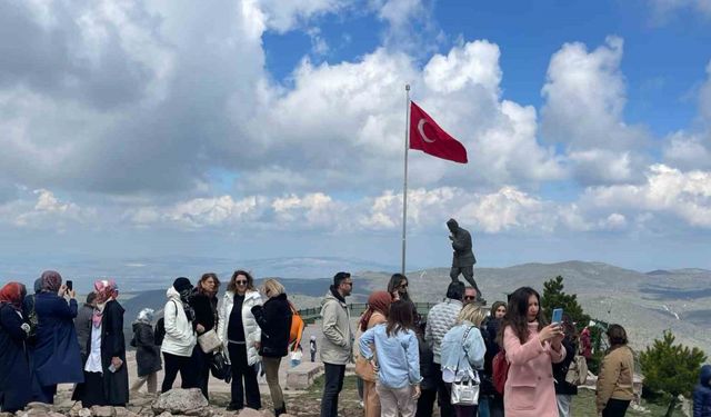Cumhuriyet’in kazanıldığı topraklara anlamlı ziyaret