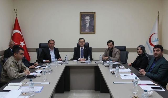 Demirözü’nde içme sularının görüşüldüğü bir toplantı yapıldı