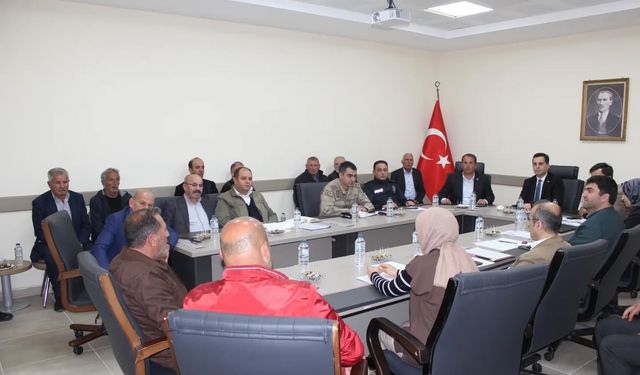Demirözü’nde su üzerine toplantı