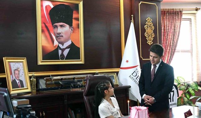 Derik’te öğrencinin duygu dolu mektubuna Kaymakam Bayraklı kayıtsız kalmadı
