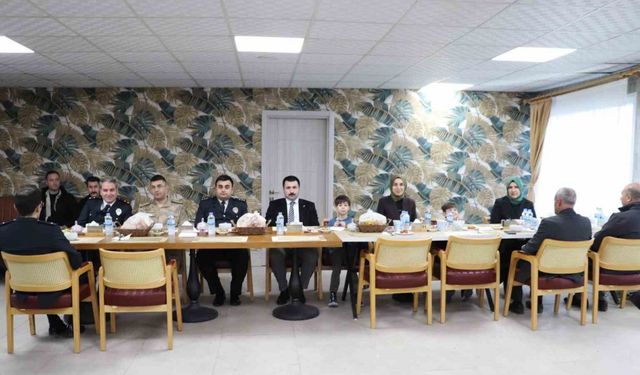 Diyadin’de polisler için yemek programı