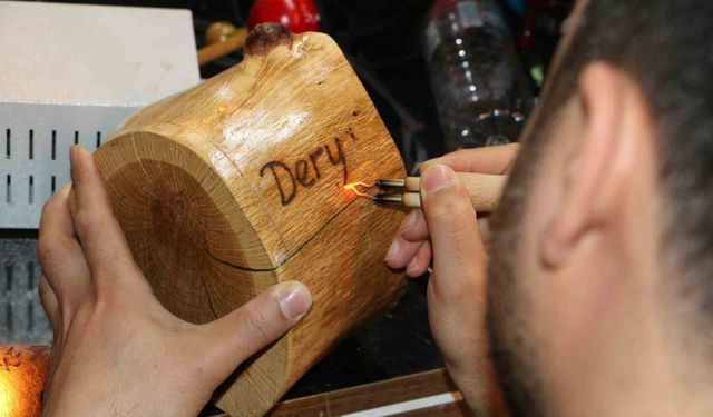 Diyarbakır’da turistlerin gözdesi kişiselleştirilmiş hediyelik eşyalar