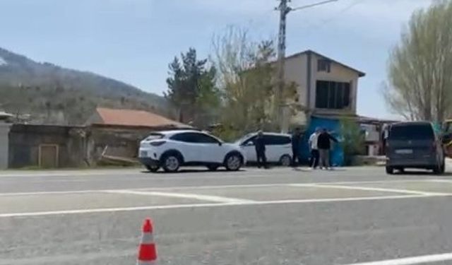 Elazığ’da iki araç çarpıştı: 4 yaralı