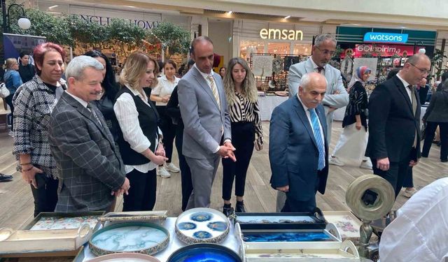 Epoksi ürünler  ‘Sanatın Işıltısı’ ile sanatseverin beğenisine sunuldu