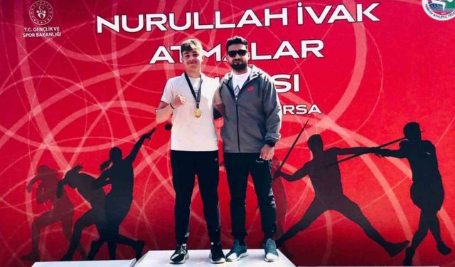 Erzincanlı sporcular cirit ve gülle atmada derece elde etti