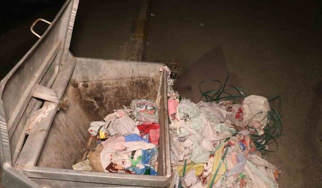 Eski sevgilisinden hamile kaldığı bebeğini evde doğurup çöpe atmış