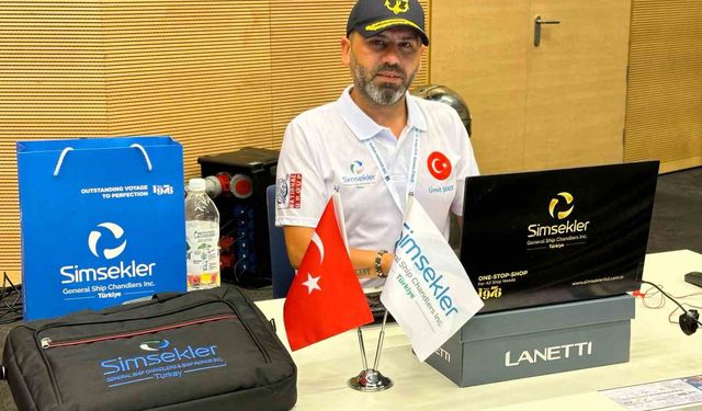 F klavye yarışmasında Türkiye’nin en hızlı parmaklarından biri İzmir’den