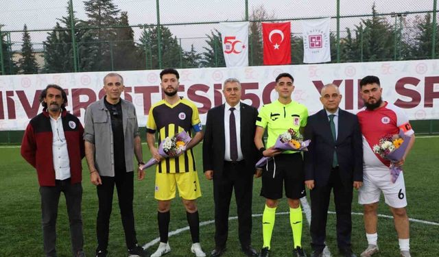 FÜ’de 50. yıl spor şenlikleri başladı