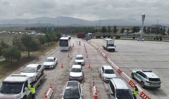 Gaziantep’te dron destekli trafik denetimi: 116 sürücüye 160 bin TL ceza