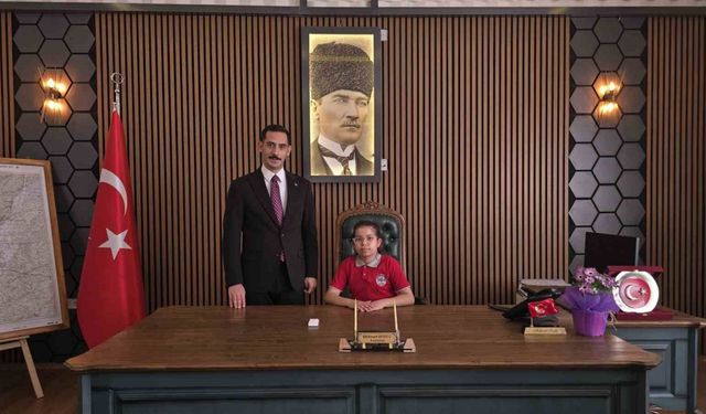 Gaziantep’te ilkokul öğrencisi 23 Nisan için kaymakam oldu