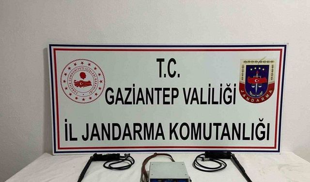 Gaziantep’te kaçak kazı yapan 3 şahıs suçüstü yakalandı