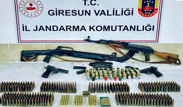 Görele’de cephanelik gibi eve jandarma baskını