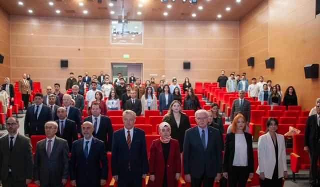 Güncel Ekonomik Gelişmelerin Hukuki ve Mali Açıdan Değerlendirilmesi Sempozyumu düzenlendi