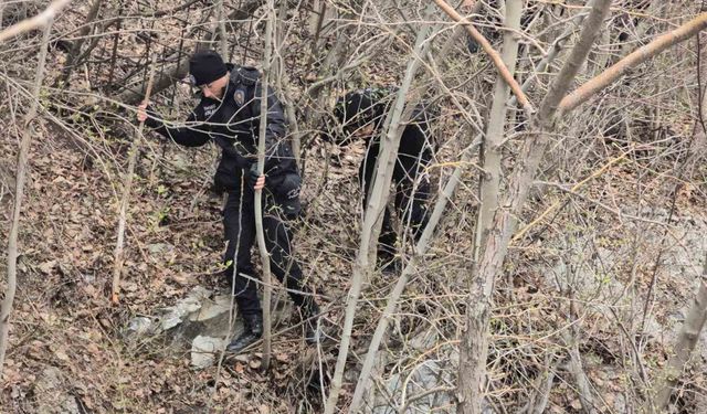 Hakkari’de kayıp kadını arama çalışması devam ediyor