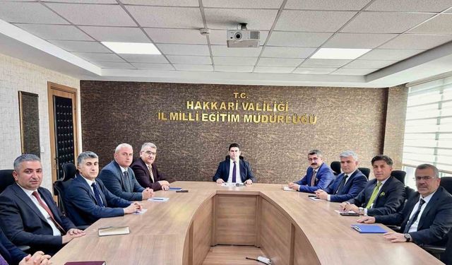 Hakkari’de okulların genel durumu değerlendirildi