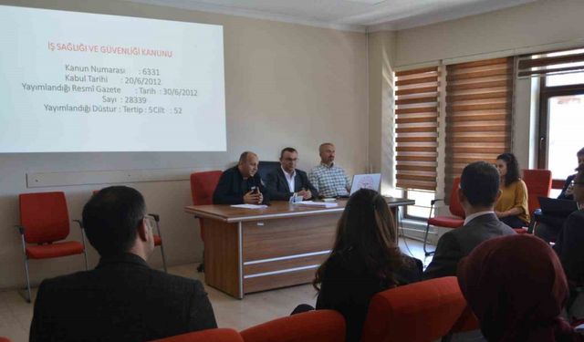 İl Sağlık Müdürlüğü’nde iş sağlığı ve güvenliği toplantısı yapıldı
