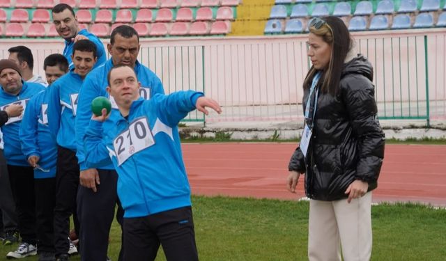 Isparta’da yarışan özel sporcular ödüllendirildi