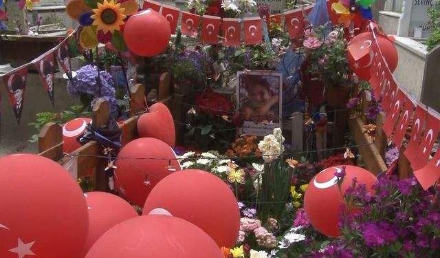 İtalyan şefin oğlu Mattia Ahmet Minguzzi’nin doğum gününde mezarına ziyaret