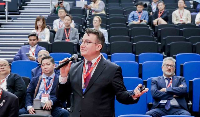 İYTE Rektörü Prof. Dr. Yusuf Baran, THE Asia Universities Summit’te Türkiye’yi temsil etti