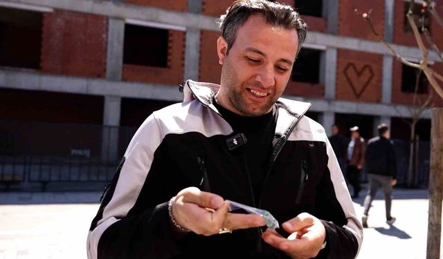 Kaldırımlardaki seksek oyununu gören genç-yaşlı onlarca vatandaş kendini tutamadı