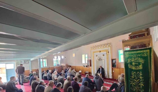 Karacakaya’da çiftçiler yağmur duasında buluştu