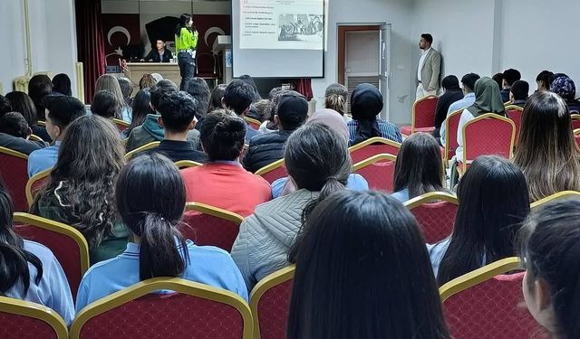 Karapınar’da öğrenciler güvenlik trafik için bilgilendirildi