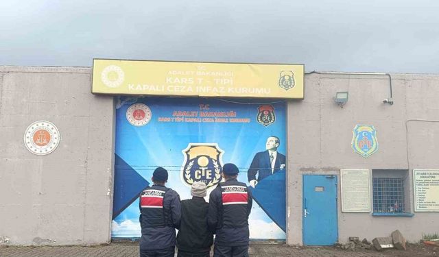 Kars’ta FETÖ operasyonu