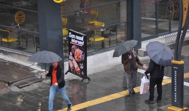 Kars’ta Nisan yağmurları etkili oluyor