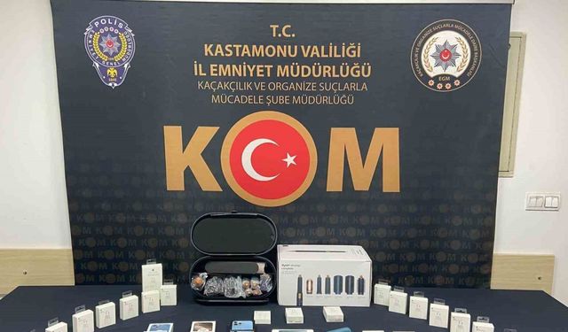 Kastamonu’da kaçak telefon operasyonu