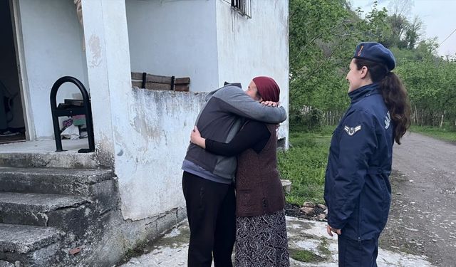 Kayıp engelli genç bulunarak ailesine teslim edildi