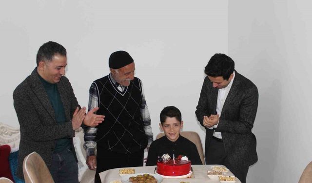 Kaymakam Güzel’den şehit ailesine doğum günü sürprizi
