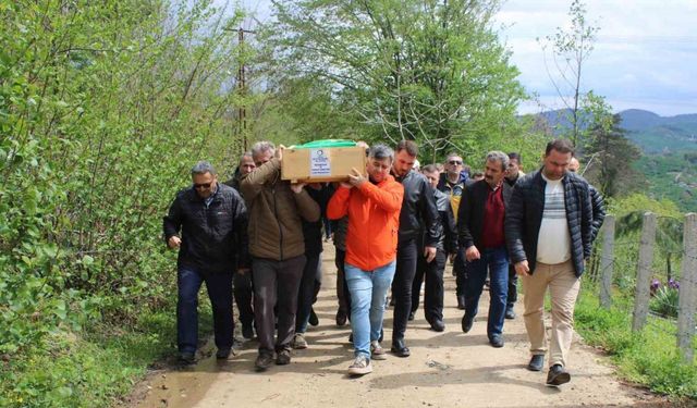 Kazada vefat eden aynı aileden üç kişi toprağa verildi