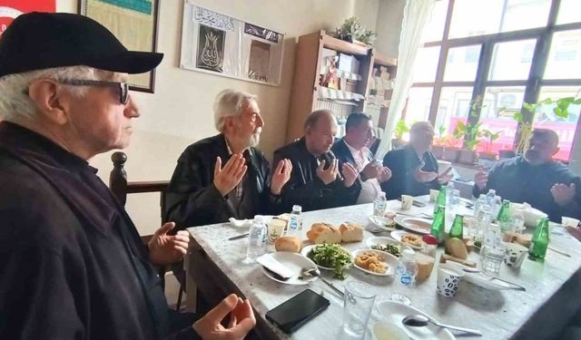 Kütahya Sosyal Yardım ve Kültür Vakfı’ndan geleneksel hatim programı