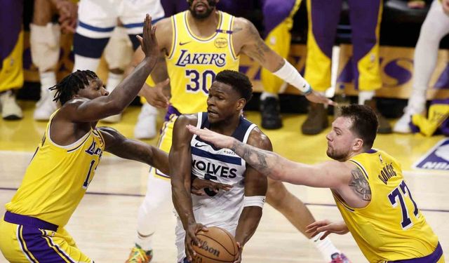 Los Angeles Lakers seriyi 1-1’e getirdi