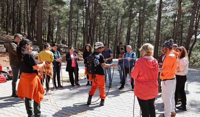 Mahalle Afet Gönüllüsü eğitimleri başladı