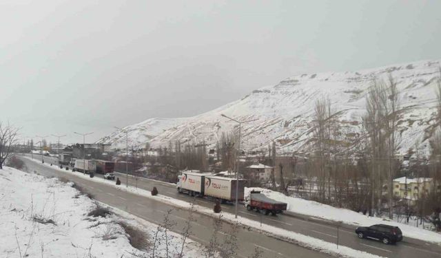 Malatya-Kayseri kara yolunda ulaşım kontrollü sağlanıyor